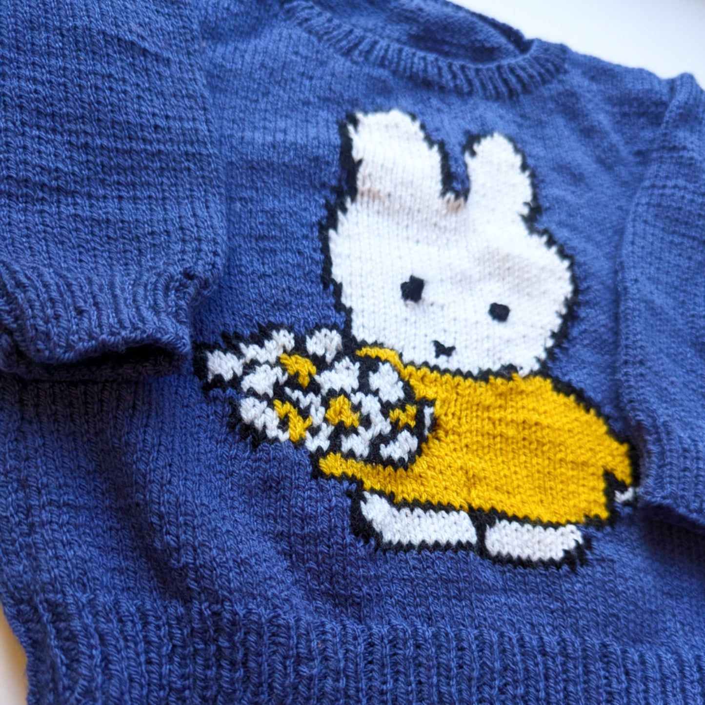 Miffy Jumper 3-4 years